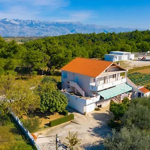 Apartament Luca, Ražanac